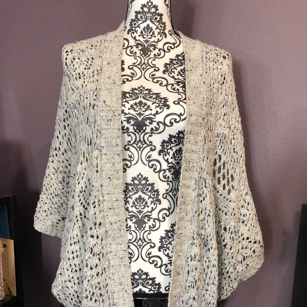 American Eagle Outfiters Gorgeous sweater shall